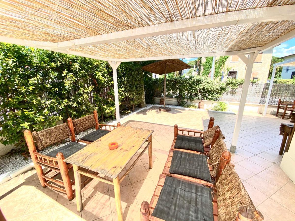 Hotel La Perla Marina di Massa Εξωτερικό φωτογραφία