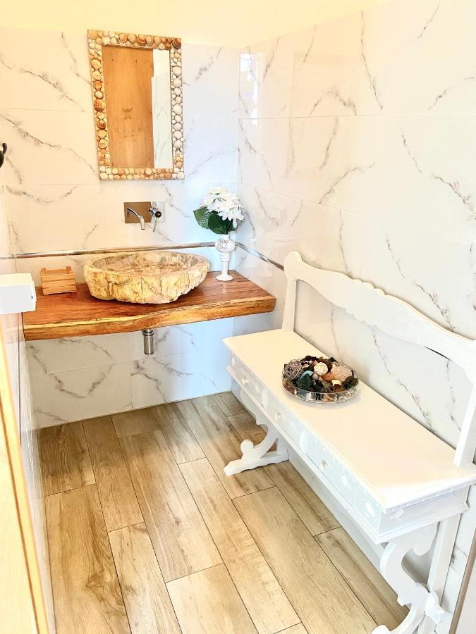 Hotel La Perla Marina di Massa Εξωτερικό φωτογραφία